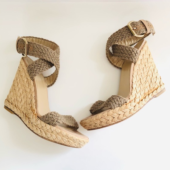 STUART WEITZMAN ALEX Green Crisscross Espadrille Wedges - Picture 2 of 15